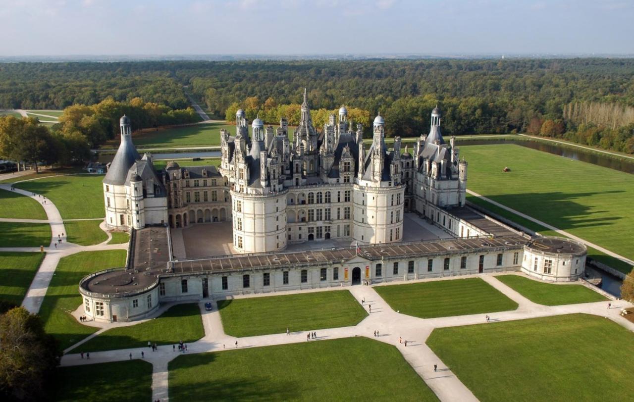 Loft Au Coeur De La Vallee De La Loire مونتلويس سور لوار المظهر الخارجي الصورة